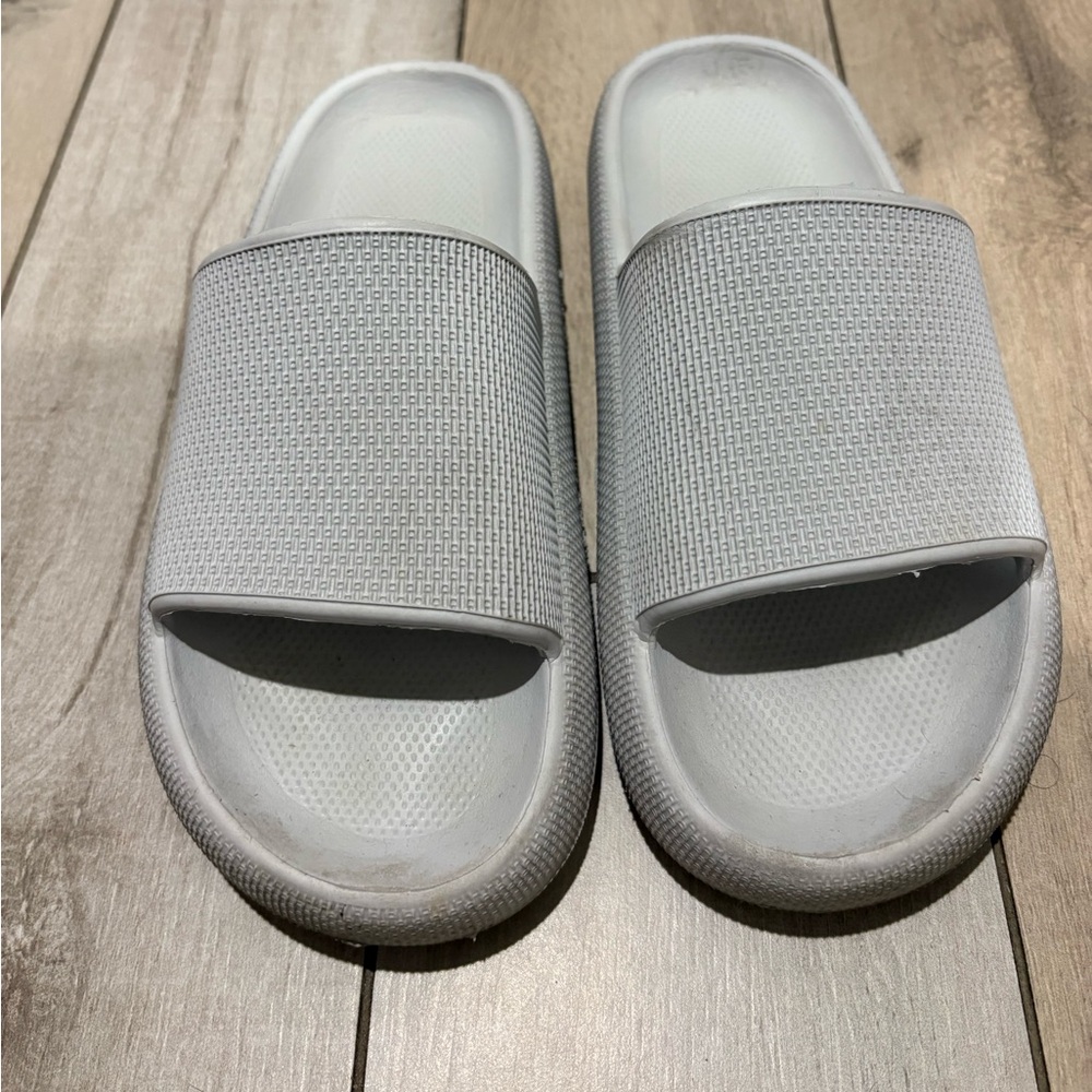 Gray Cushionaire Slides